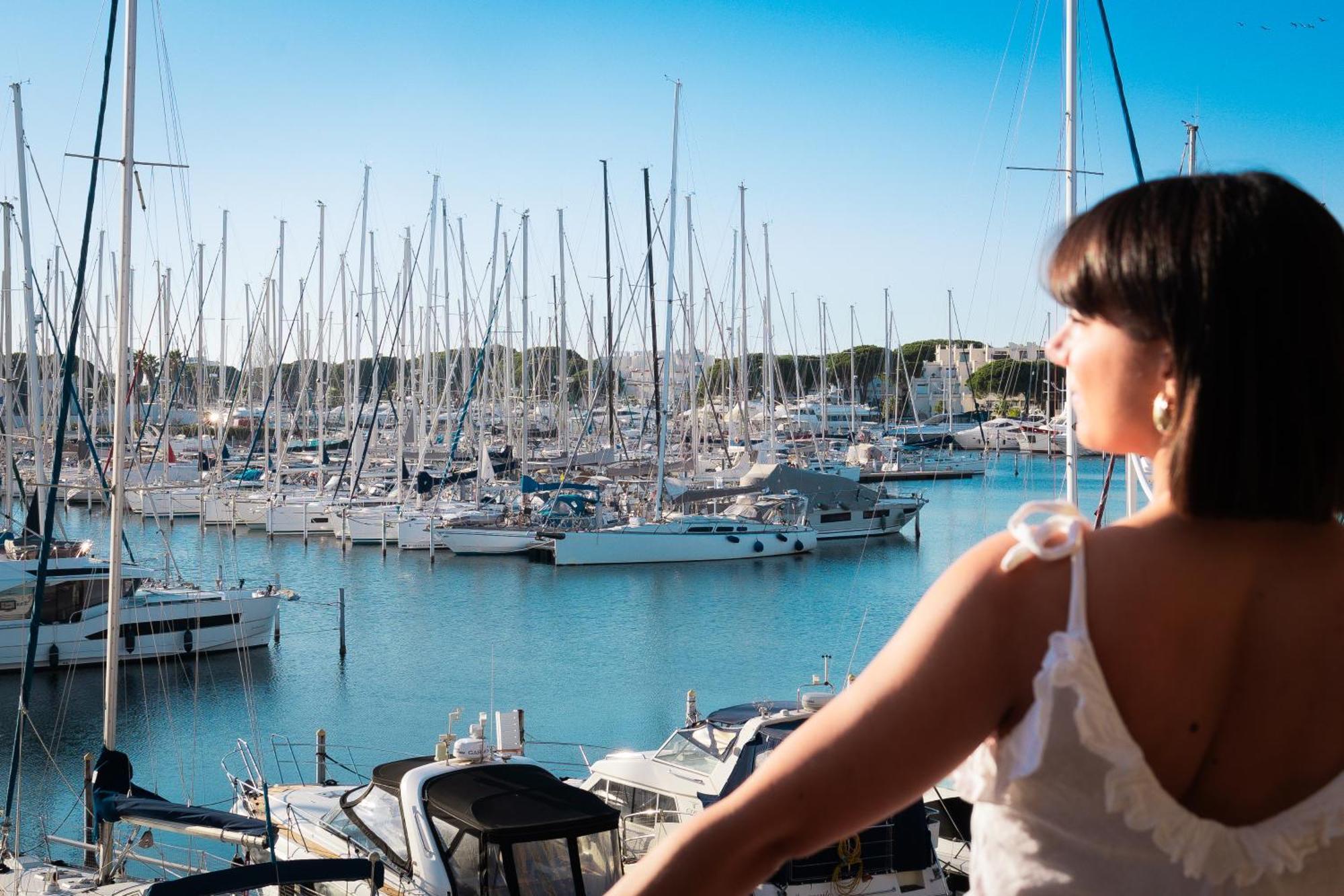 Dolce Sur Le Port - Port Camargue Appartement Le Grau-du-Roi
